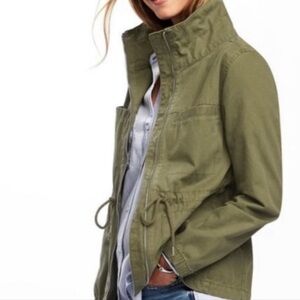 Old Navy utility jacket in Olive Green Size M